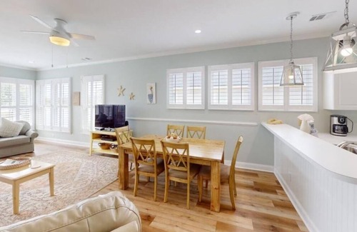 Litchfield by the Sea Villa | Litchfield Beach Retreat Lakeside Villa Serenity