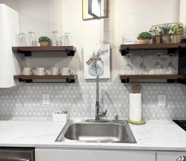 Hickory Casa | Little Bit-A-Cozy, 2BR Retreat