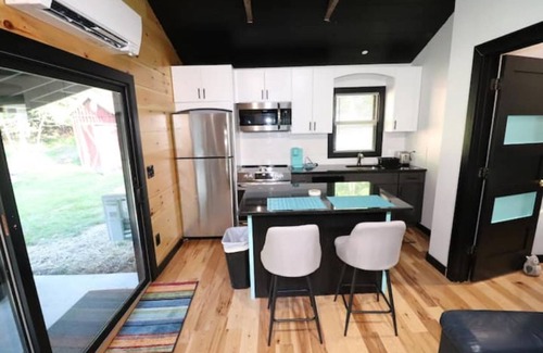 Greentown Cabina | Little Cabin on the Creek Pocono Mountains