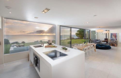 Praa Sands Casa | Little Cottage and Love Shack