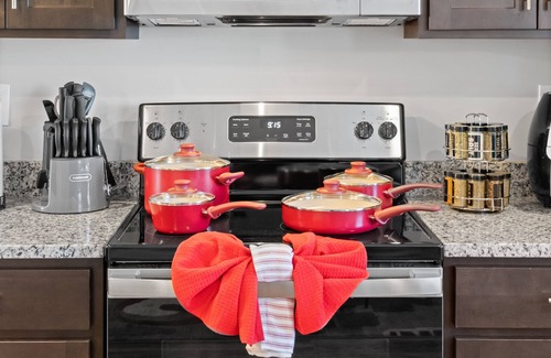 Clarksville Condominio | Little cupid heart