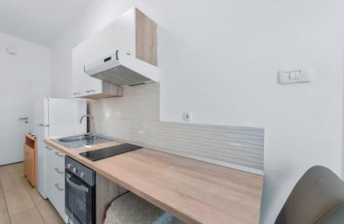 Rijeka Apartamento | Little Flower City Studio 5 - Rijeka rent