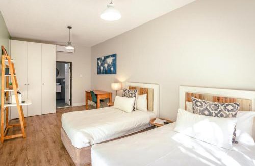 Windhoek Cama Y Desayuno | Little Forest Garden Retreat