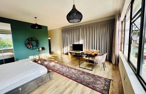 Windhoek Casa | Little Forest Garden Retreat Guesthouse