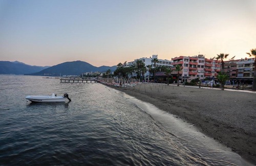 Marmaris City Center Apartamento | Little Gem's 2 bedrooms Sea View Home Marmaris