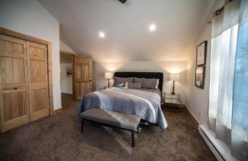 Lead Chalet De Esquí | Little Hope Chalet At Terry Peak Ski Resort