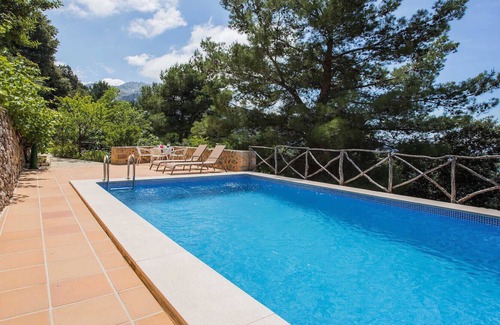Escorca Casa | Casita en Cala Tuent con vistas al mar y montaña. Piscina privada y WIFI free.