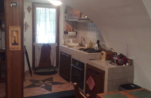 Filattiera Cabaña | Pequeña casa en un pueblo tranquilo en Lunigiana, Toscana