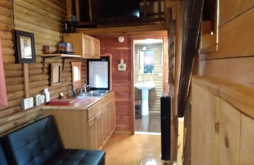 Robbinsville Cabina | Pequeña casa en la pradera