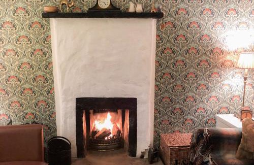Crowkeeragh Casa | Little Irish Cottage