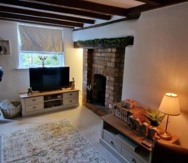 Hampton Lucy Casa | Little Lucy