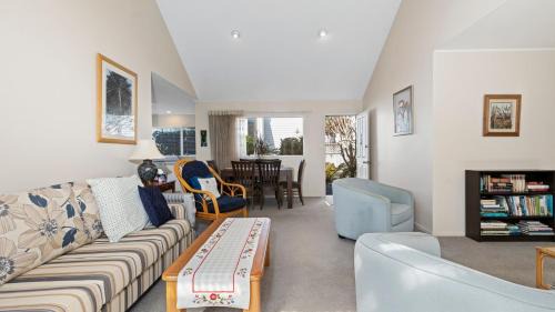 Manly Casa | Little Manly Cottage - Manly Holiday Home