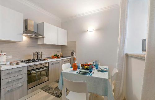 Vedasco Apartamento | Little Mermaid of Stresa - Happy Rentals