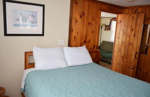 Old Orchard Beach Casa | Little Miss Cottages - One Bedroom Cottage - 5