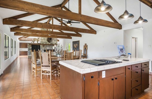 Utopia Cabina | Little Montana Ranch House