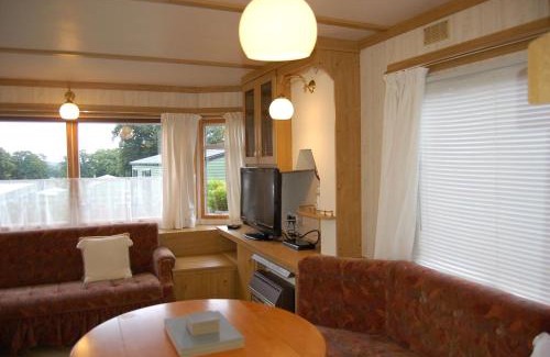 Bryn-crug Casa | Little Oak Place Caravan A26 at The Woodlands