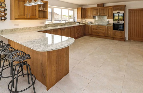 Whitland Cabaña | LITTLE PALE, pet friendly, luxury holiday cottage in Whitland