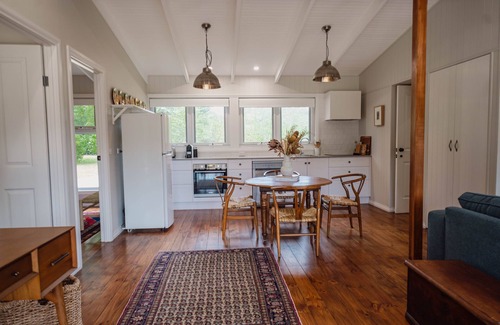 Trentham Cabina | Little Pine Trentham Tranquil Trentham country retreat