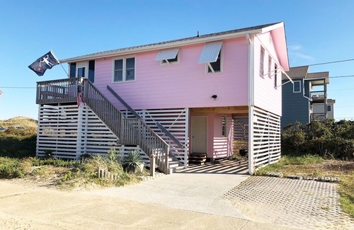 South Nags Head Cabaña | 50 pasos para su acceso privado a la playa - ¡No hay calles para cruzar!