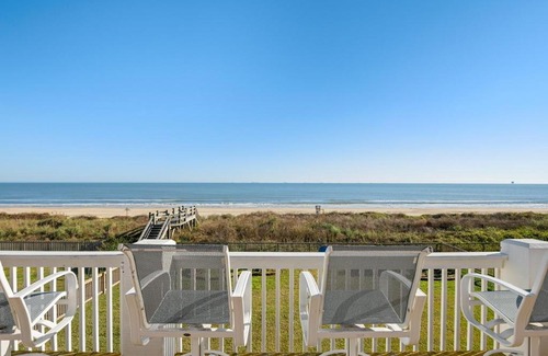 Crystal Beach Casa | Little Pink House Home