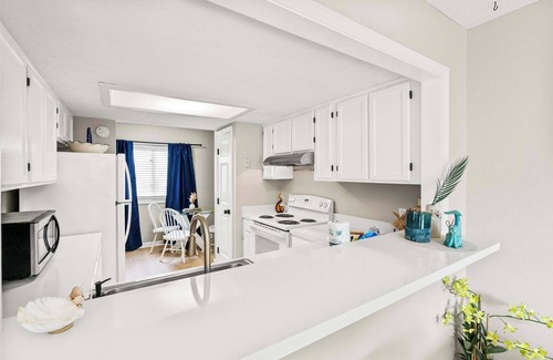 Little River Condominio | Little River Condo | Renovated + Near Beach