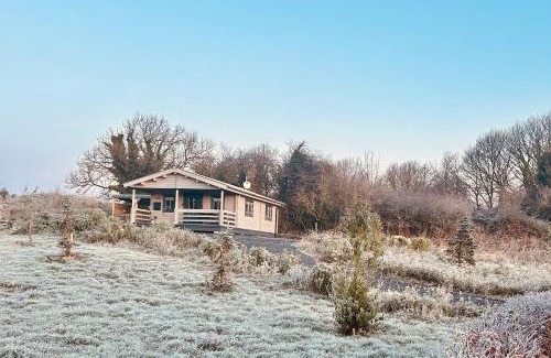 Tudenham Apartamento | LITTLE ROCK RETREAT Log Cabin with Hot Tub