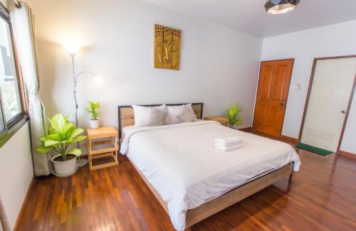 Huay Kaew Casa | Little Siri Guesthouse