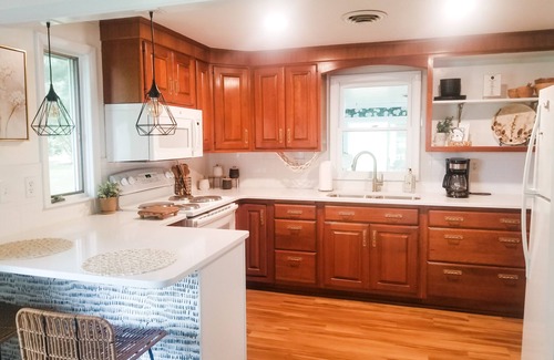 North East Cabaña | Little slice of Heaven experiencing Lake Erie - private beach access