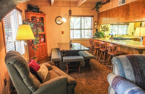 Alta Sierra Cabina | Little Slice of Heaven