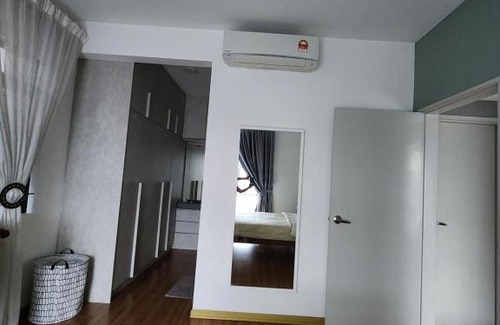 Kajang Apartamento | Little Sofia's Cottage