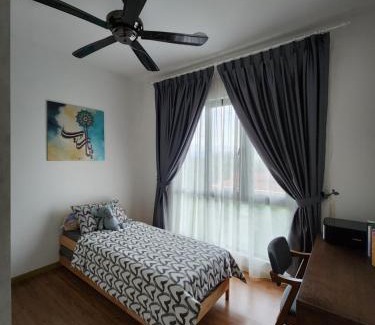 Kajang Apartamento | Little Sofia's Cottage