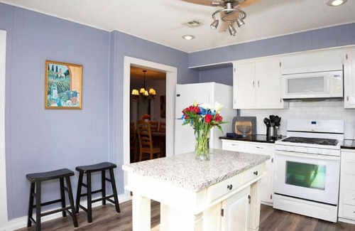 Pineville Otro | Country Farmhouse en Little Sugar Creek cerca de Elk River y NW Arkansas.