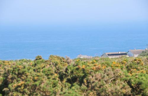 Pendeen Casa | Little Victory
