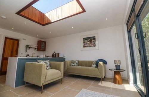 Pendeen Casa | Little Victory