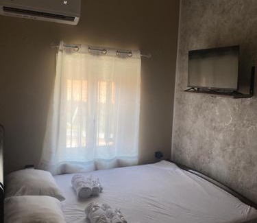 Aleimmatades Apartamento | Little village house