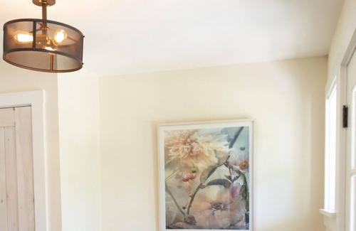 Batesville Otro | Littleberry Farmhouse on 8 acres