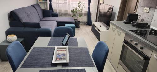 Militari Apartamento | LittleBIG Apartment