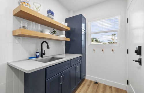 St. Pete Beach Condominio | Live at the Beach!