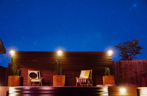 Joshua Tree Casa | 🌵Live Centered w/Hot Tub, Fire Pit & BBQ In Joshua Tree & Walk to Town!🌵
