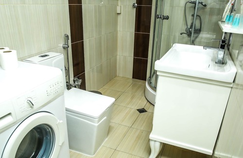 Sabayil Apartamento | Corazón de Bakú / Calle Nizami, Boulevard / 7 adultos 2 niños / GRATIS * traslado