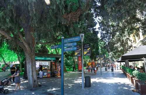 Baku Old Town Apartamento | Vive la terraza INN Boulevard con vistas al mar / transferencia GRATIS *