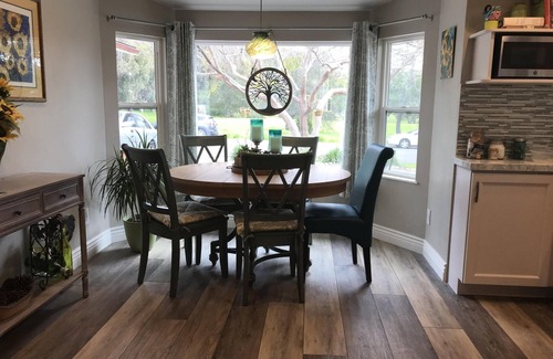 San Luis Obispo Casa | ¡VIVE, RÍE, AMA el jacuzzi! Caminar al centro