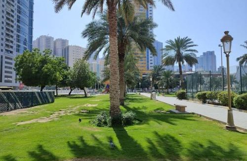 Al Nahda Apartamento | Live Like A Family Home Away From Home