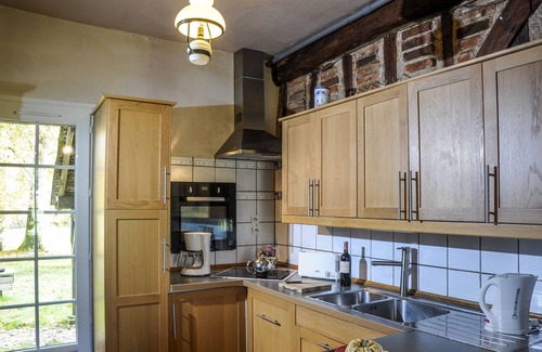 Ligny-le-Ribault Casa | Vive como un hombre del bosque con tu familia