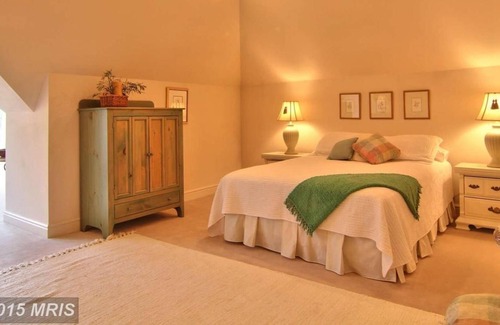 Farmington Casa | Live Like Royalty in Auvignon - A private Luxury Estate Nestled in the Woods
