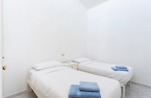 Abades Apartamento | Live playa chica abades