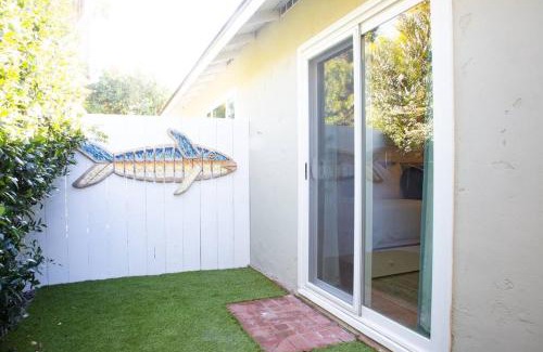 Del Mar Casa | Live the Beach Life in a Quaint Shell Cottage