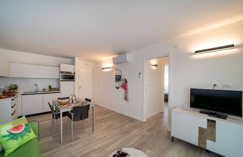 Lignano Sabbiadoro Apartamento | Vive la buena vida: moderna casa de vacaciones totalmente equipada