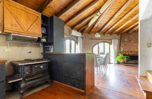 Tupungato Casa | Confort Rústico en Tupungato: Departamento en Esquina con Vista Panorámica