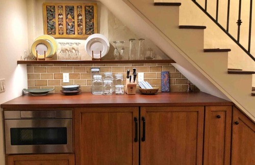 Washington Square West Casa | Center City Townhome in Quiet Courtyard